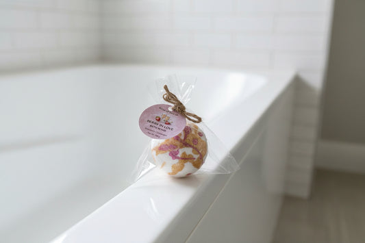 🍓 Strawberry Champagne Bath Bomb