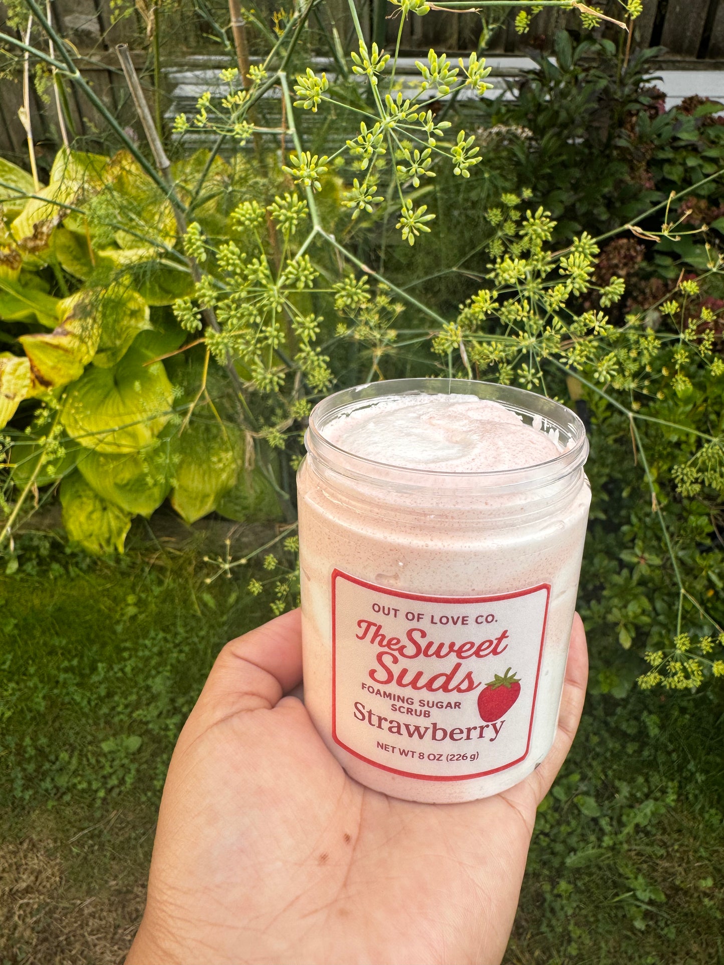 Foaming sugar scrubs