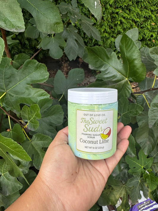 Foaming Sugar Scrub – Coconut & Lime Glow 🥥🍈